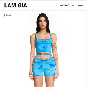 I.AM.GIA halo short